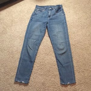 American Eagle Mom Jeans